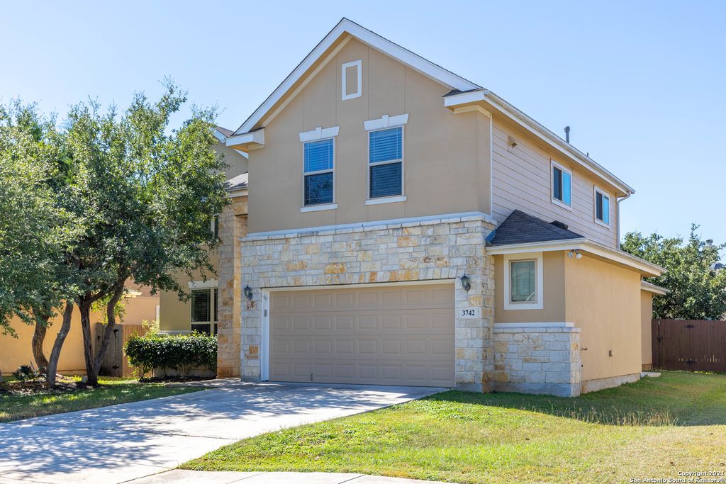 3742 OX-EYE DAISY, San Antonio, TX 78261