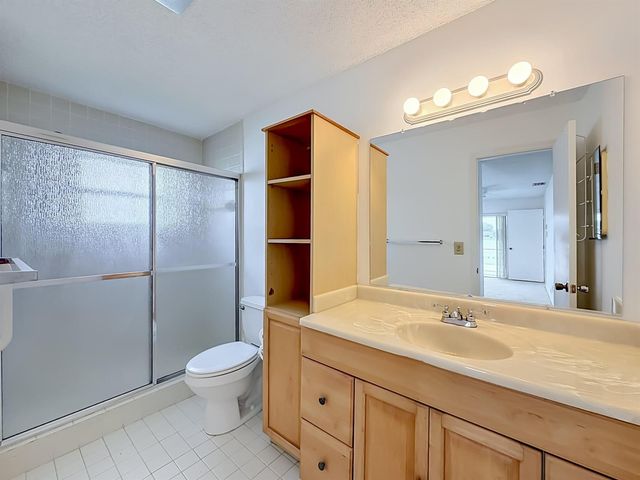 8504 NW 14th Street, Plantation, FL 33322