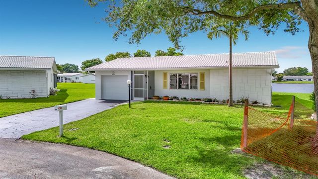 8504 NW 14th Street, Plantation, FL 33322