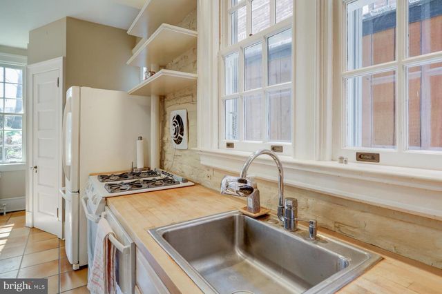 340 E ORANGE ST, Lancaster, PA 17602