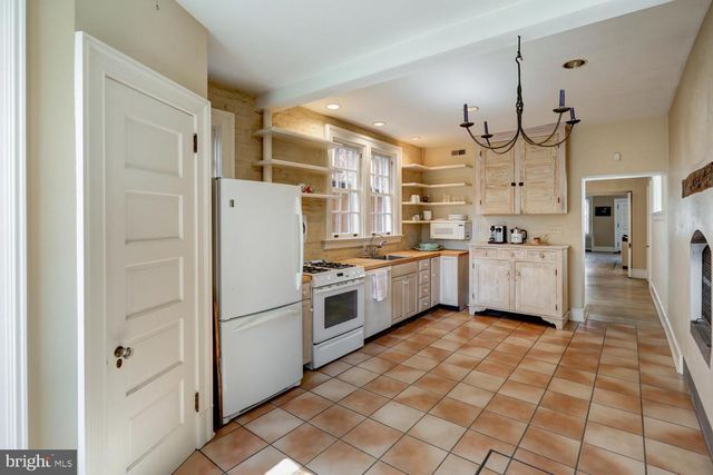 340 E ORANGE ST, Lancaster, PA 17602