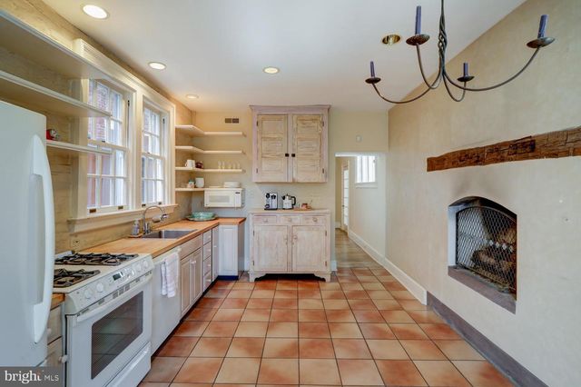 340 E ORANGE ST, Lancaster, PA 17602