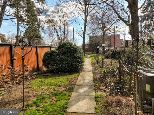 340 E ORANGE ST, Lancaster, PA 17602