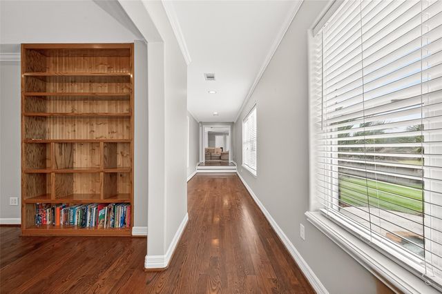 903 Sugarfield Court, Sugar Land, TX 77498