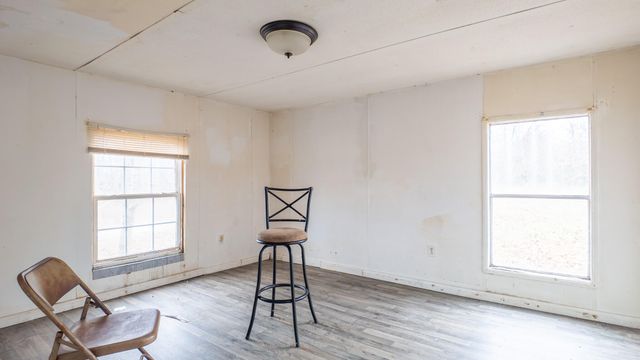 104 Private Road H4, Alton, MO 65606