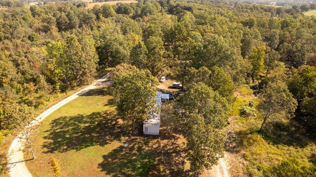 104 Private Road H4, Alton, MO 65606