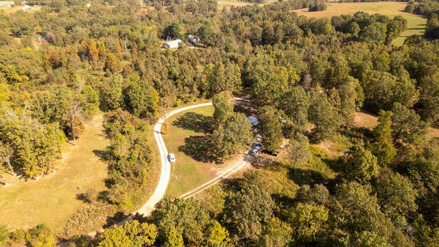 104 Private Road H4, Alton, MO 65606