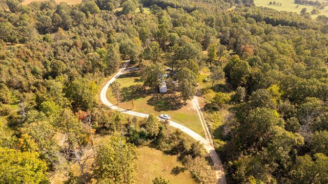 104 Private Road H4, Alton, MO 65606