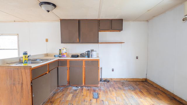 104 Private Road H4, Alton, MO 65606