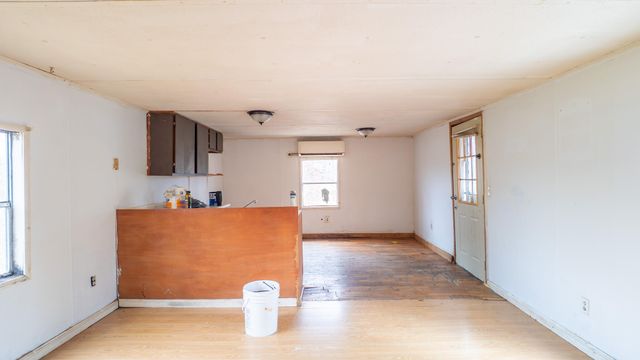 104 Private Road H4, Alton, MO 65606