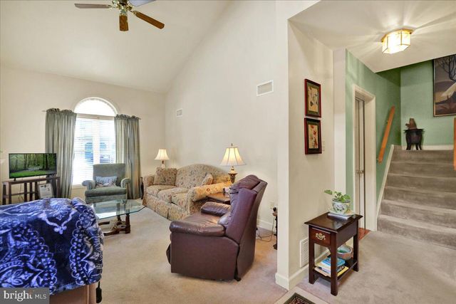 447 EPSILON DR, Wernersville, PA 19565