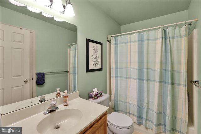 447 EPSILON DR, Wernersville, PA 19565