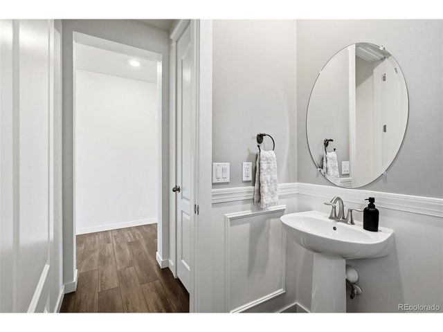 11028 Wheeling Ct, Commerce City, CO 80022