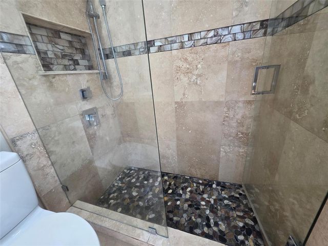 9410 NW 14th Street, Pembroke Pines, FL 33024