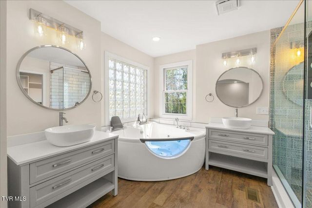 264 Allison Cove Trail, Piney Flats, TN 37686