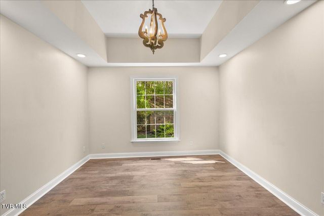 264 Allison Cove Trail, Piney Flats, TN 37686