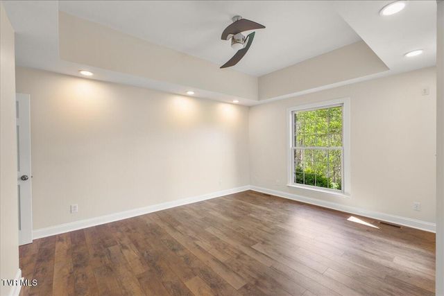 264 Allison Cove Trail, Piney Flats, TN 37686