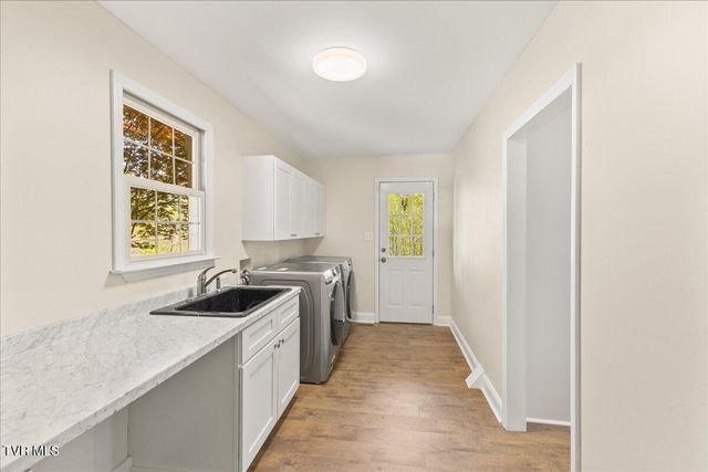 264 Allison Cove Trail, Piney Flats, TN 37686