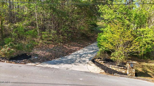 264 Allison Cove Trail, Piney Flats, TN 37686