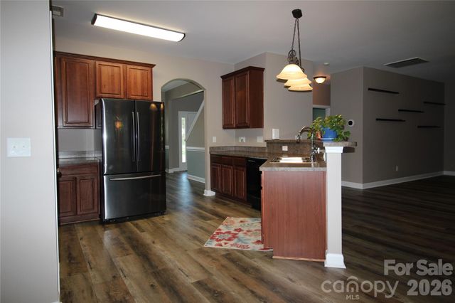 1034 Arrowhead Drive SE, Concord, NC 28025