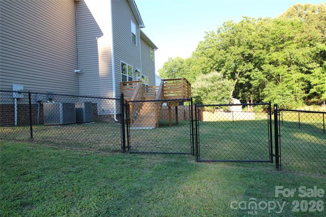 1034 Arrowhead Drive SE, Concord, NC 28025