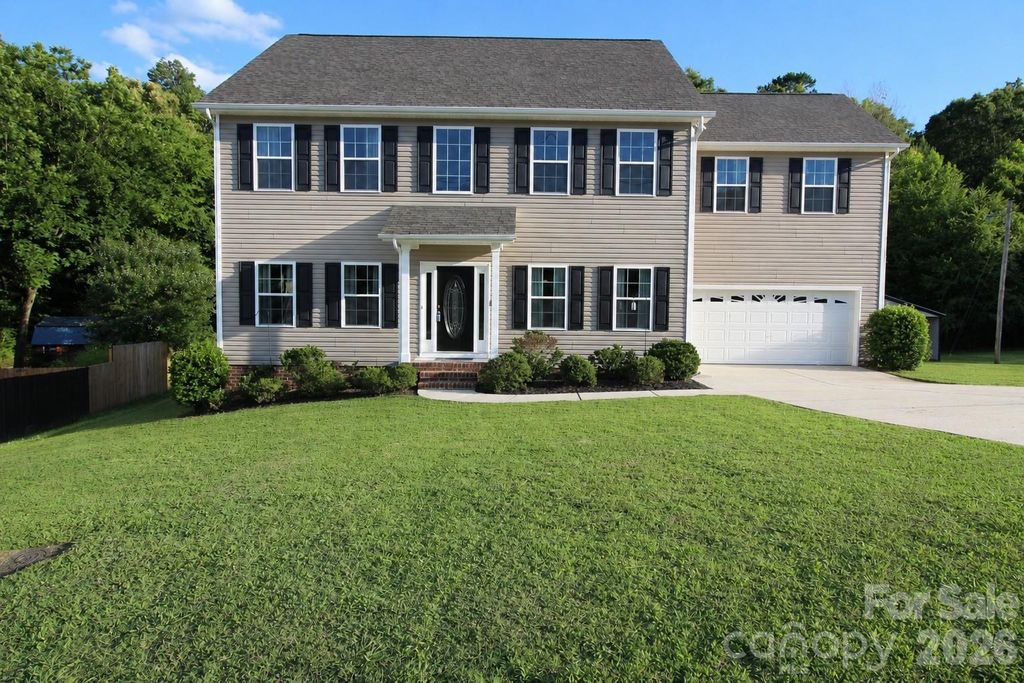 1034 Arrowhead Drive SE, Concord, NC 28025