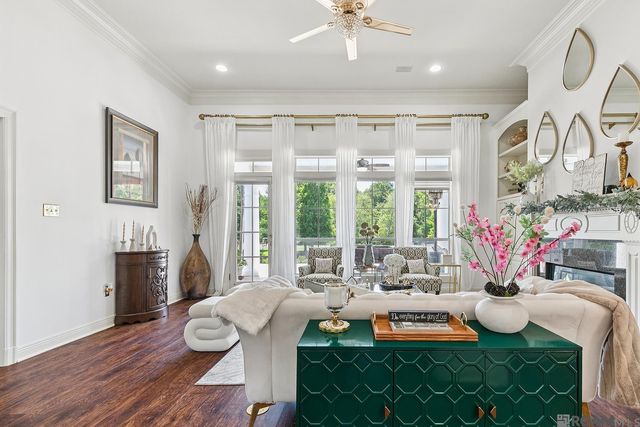 7046 Dianthus, Baton Rouge, LA 70817