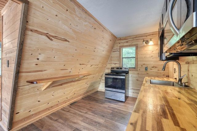 534 Doc Thomas Ridge Road, Blairsville, GA 30512