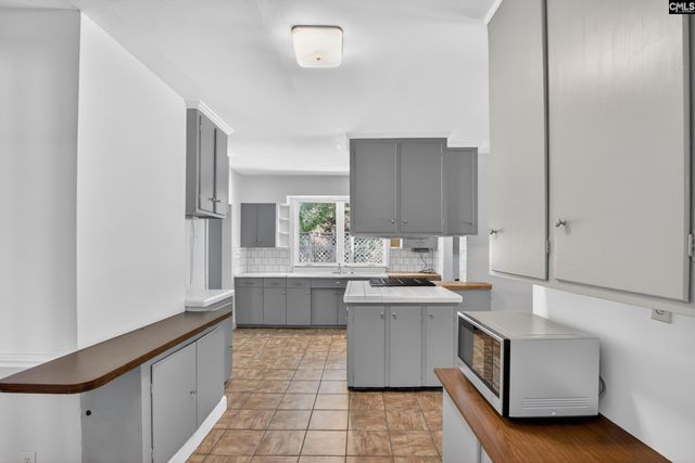 512 Carrison Street, Camden, SC 29020