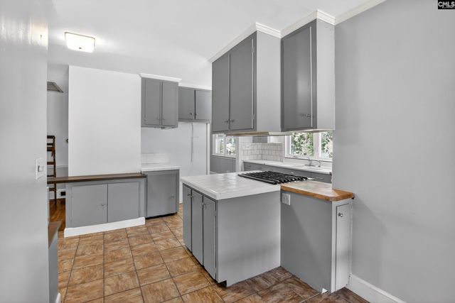 512 Carrison Street, Camden, SC 29020
