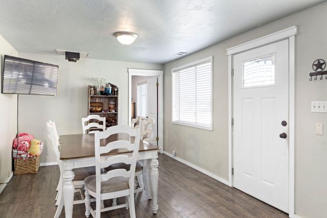 2817 Howard Avenue, Medford, OR 97501