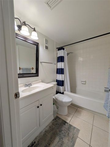 190 HICKORY WOODS COURT 9A, Deltona, FL 32725