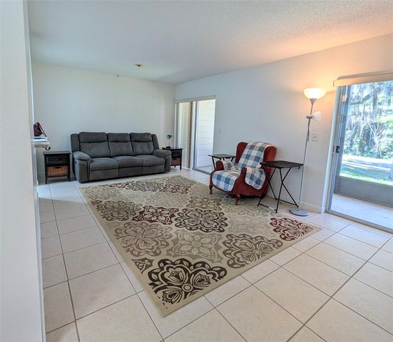 190 HICKORY WOODS COURT 9A, Deltona, FL 32725