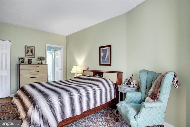 505 CHERRINGTON DR, Harrisburg, PA 17110