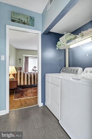 505 CHERRINGTON DR, Harrisburg, PA 17110
