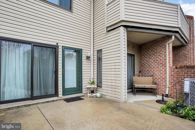 505 CHERRINGTON DR, Harrisburg, PA 17110