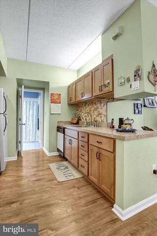 505 CHERRINGTON DR, Harrisburg, PA 17110