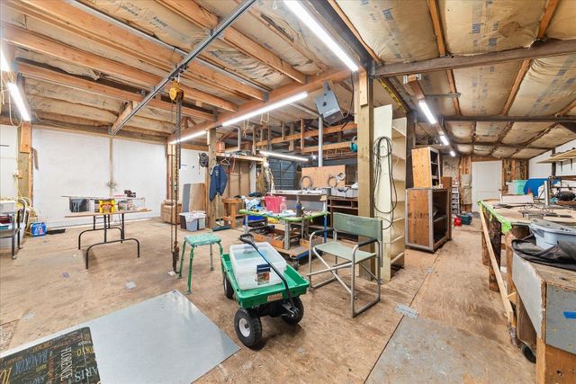 6480 Stonelodge Rd, Nine Mile Falls, WA 99026