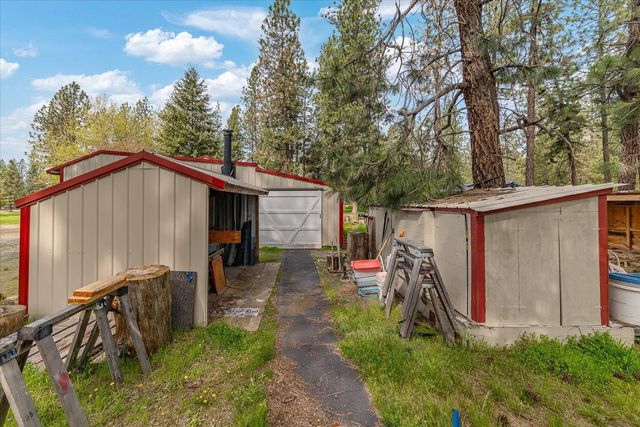 6480 Stonelodge Rd, Nine Mile Falls, WA 99026
