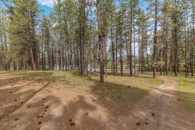 6480 Stonelodge Rd, Nine Mile Falls, WA 99026