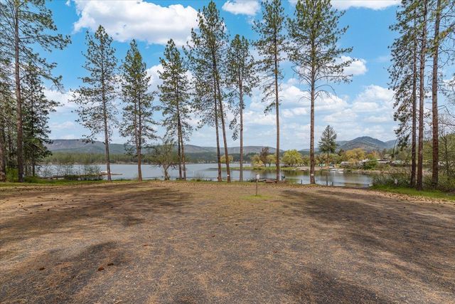 6480 Stonelodge Rd, Nine Mile Falls, WA 99026
