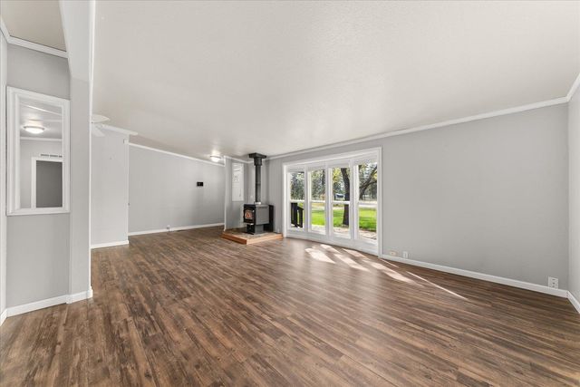 6480 Stonelodge Rd, Nine Mile Falls, WA 99026