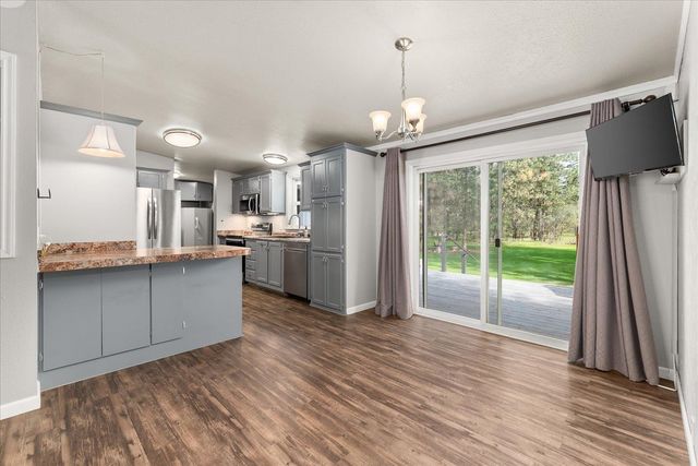 6480 Stonelodge Rd, Nine Mile Falls, WA 99026