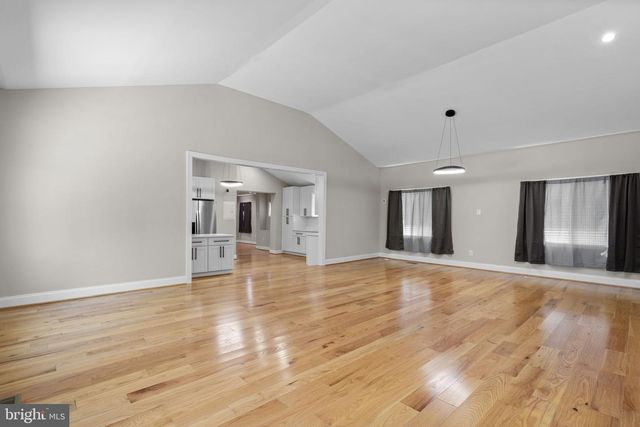 1501 PINE GROVE RD, Capitol Heights, MD 20743