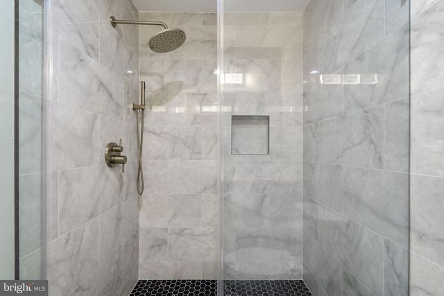 1501 PINE GROVE RD, Capitol Heights, MD 20743