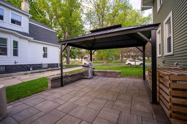 348 Merchants Avenue, Fort Atkinson, WI 53538