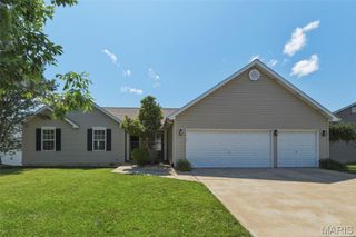 48 Aspen Ridge Court, St Peters, MO 63376