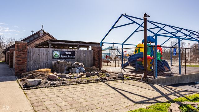 698 Indianapolis Road, Mooresville, IN 46158