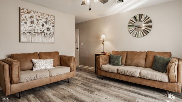 698 Indianapolis Road, Mooresville, IN 46158