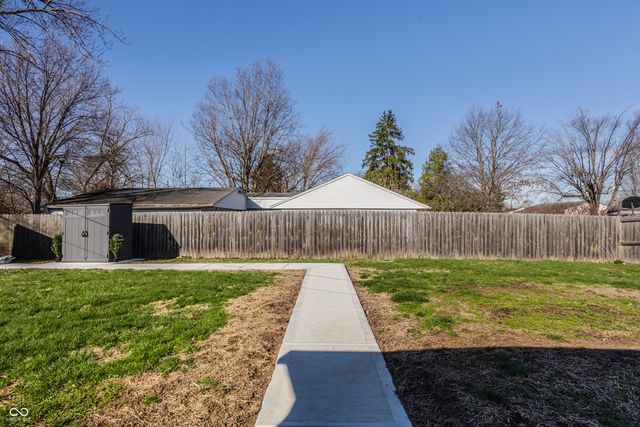 698 Indianapolis Road, Mooresville, IN 46158